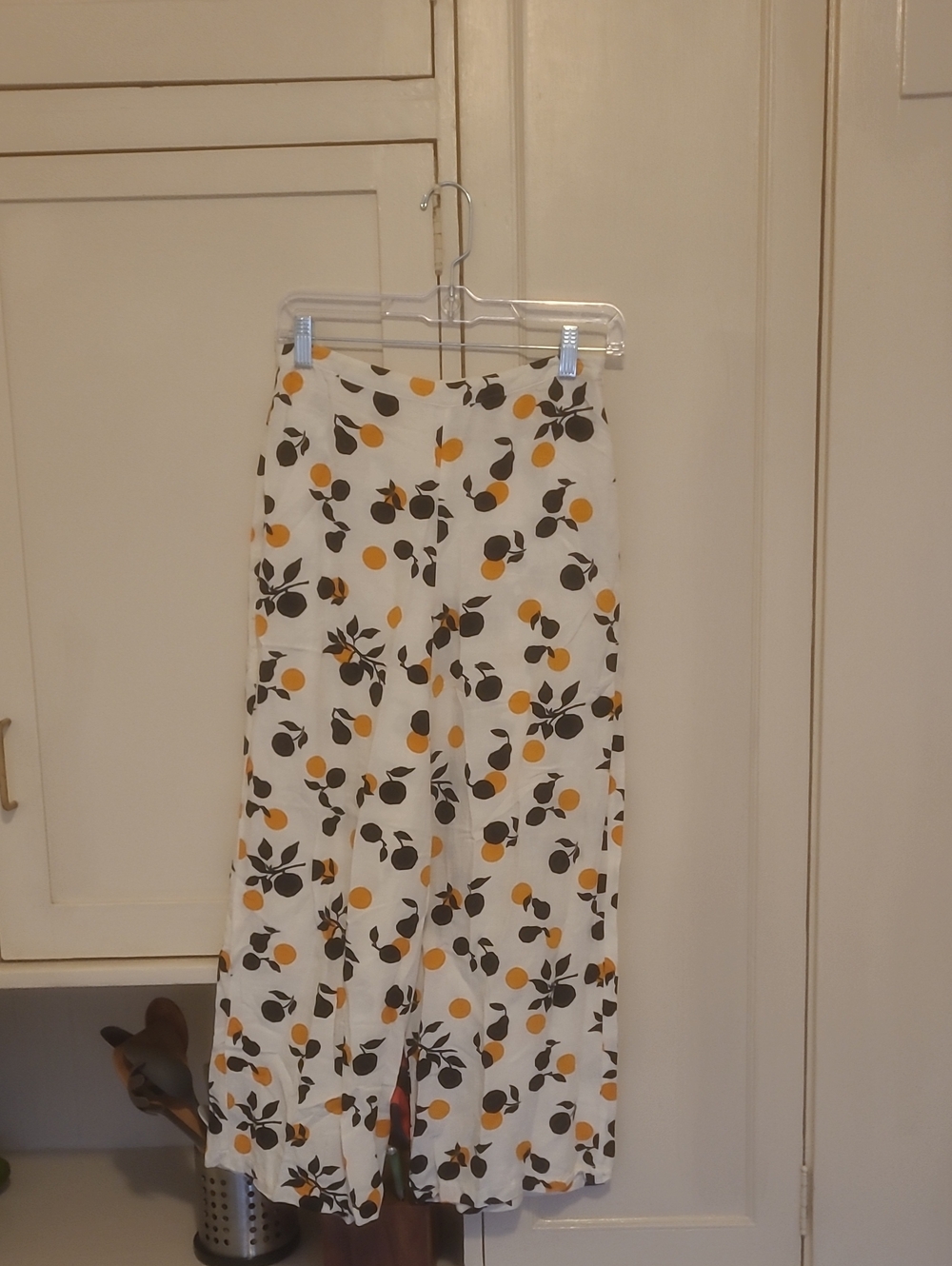 Flowy Topshop Cream Pants with Yellow and Black Fruit Print